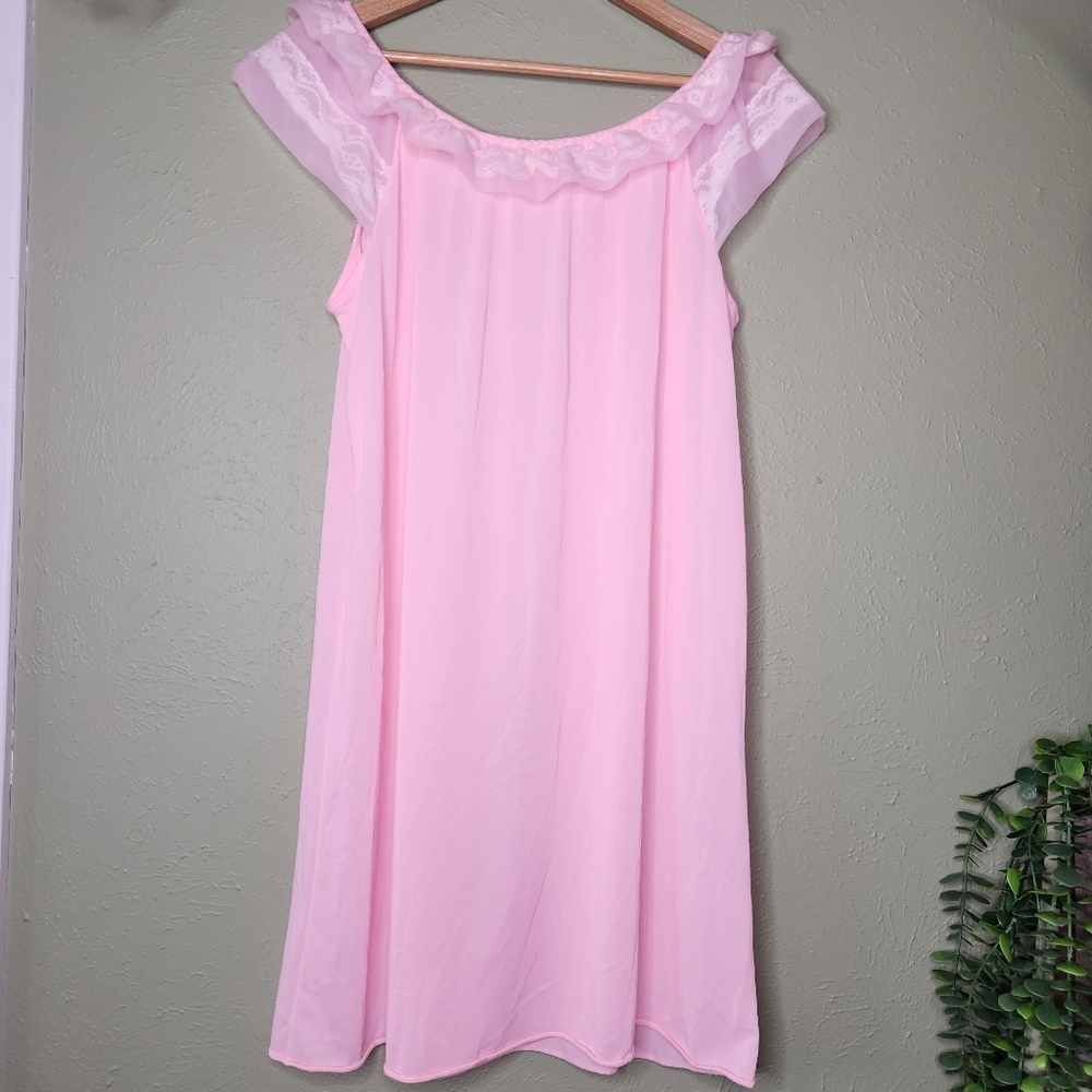 Vintage 60s 70s Pink Nylon Nightgown Ruffle Lace Trim Cottagecore Coquette